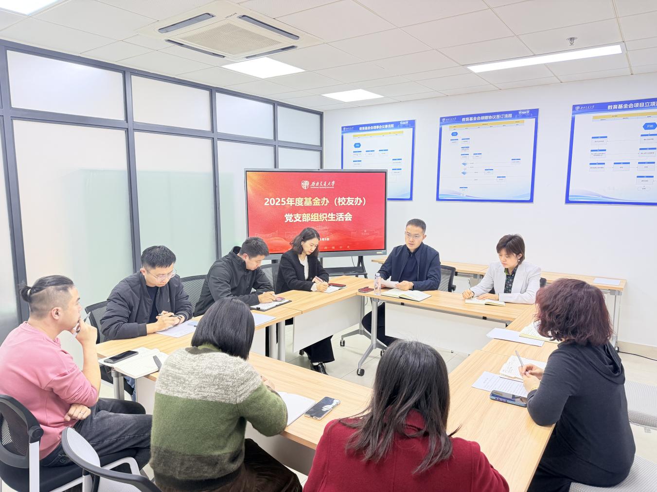 aaccdb9099d06ea5a52b28012c8a08aa